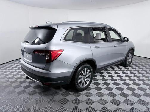 Silver 2019 Honda Pilot EX-L w/Navigation/RES