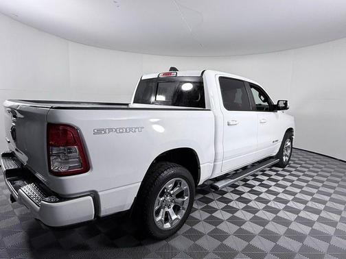 Bright White Clearcoat 2020 RAM 1500 Big Horn