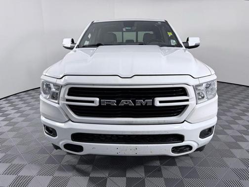 Bright White Clearcoat 2020 RAM 1500 Big Horn