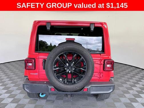 Firecracker Red Clearcoat 2022 Jeep Wrangler Unlimited 4xe Sahara