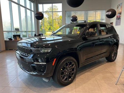 2025 Jeep Grand Cherokee Summit
