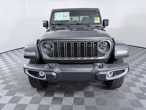 Granite Crystal 2026 Jeep Gladiator Sport