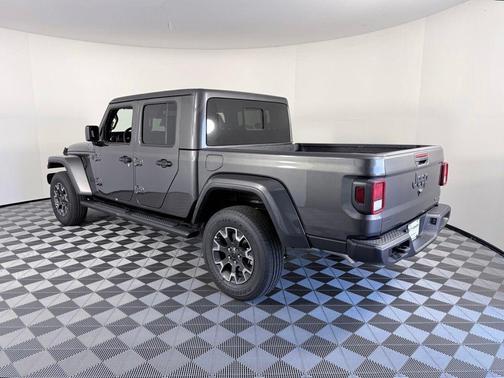 Granite Crystal 2026 Jeep Gladiator Sport