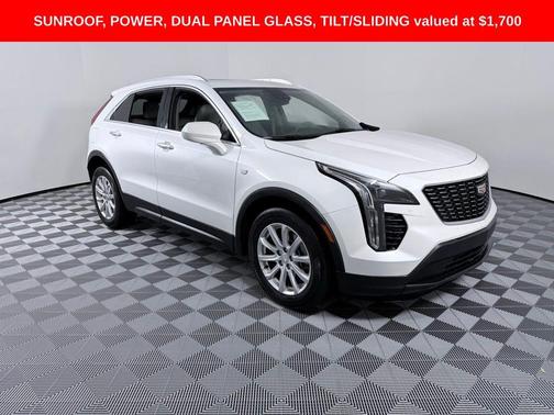 2022 Cadillac XT4 Luxury