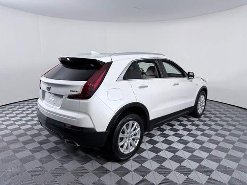 2022 Cadillac XT4 Luxury