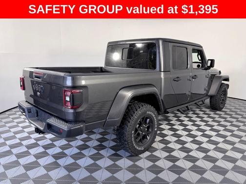Granite Crystal Clearcoat Metallic 2024 Jeep Gladiator Sport