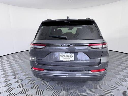 2026 Jeep Grand Cherokee Limited Reserve 4x4