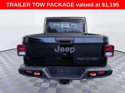 Black Clearcoat 2023 Jeep Gladiator Mojave