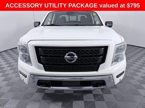 Glacier White 2021 Nissan Titan SV