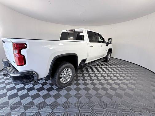 Summit White 2020 Chevrolet Silverado 2500 LTZ