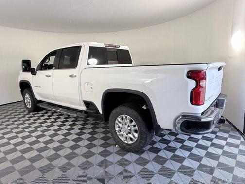 Summit White 2020 Chevrolet Silverado 2500 LTZ