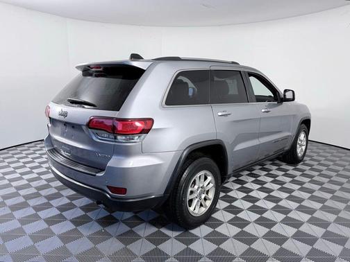 Billet Silver Metallic Clearcoat 2020 Jeep Grand Cherokee Laredo E