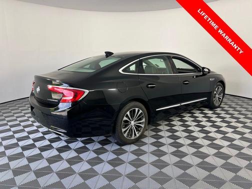 2017 Buick LaCrosse Essence
