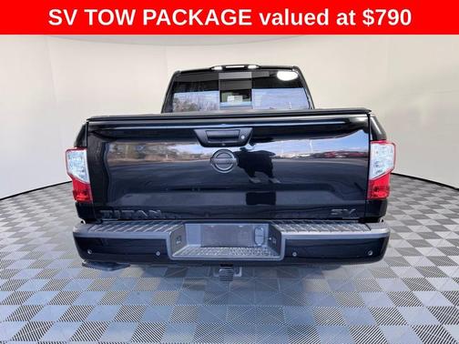 2020 Nissan Titan SV
