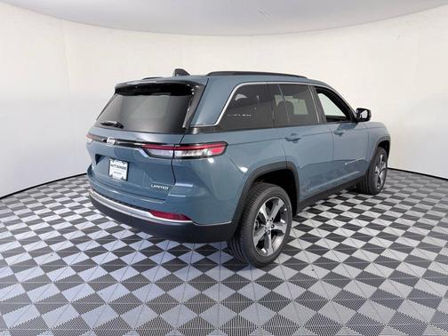 Steel Blue 2026 Jeep Grand Cherokee Limited 4x2