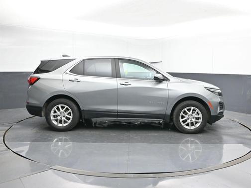 Sterling Gray Metallic 2023 Chevrolet Equinox 2LT