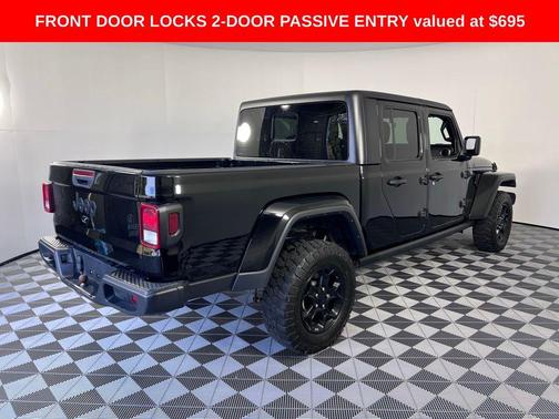2023 Jeep Gladiator Sport