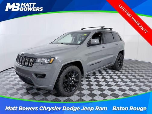 Sting Gray Clearcoat 2020 Jeep Grand Cherokee Altitude