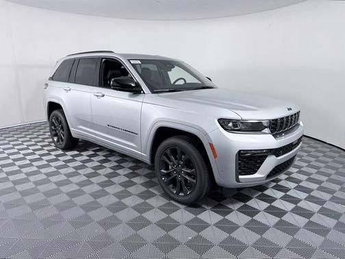 Silver Zynith 2026 Jeep Grand Cherokee Limited Reserve 4x4