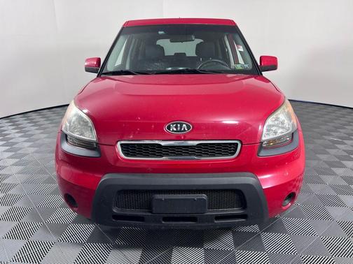 2011 Kia Soul +