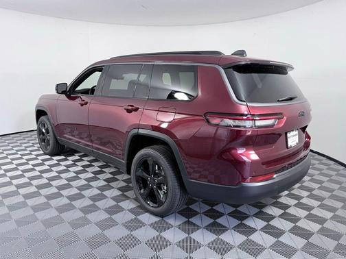 Velvet Red Pearlcoat 2026 Jeep Grand Cherokee Limited