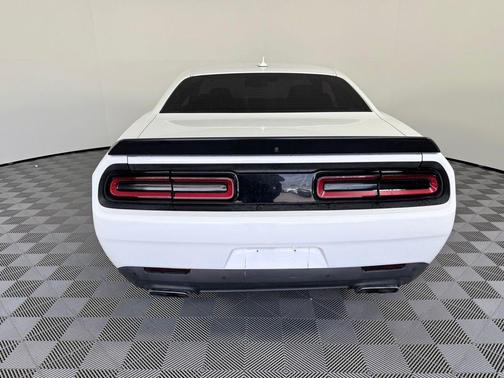 White Knuckle Clearcoat 2020 Dodge Challenger R/T Scat Pack