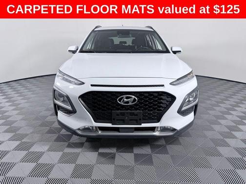 Chalk White 2018 Hyundai KONA SEL