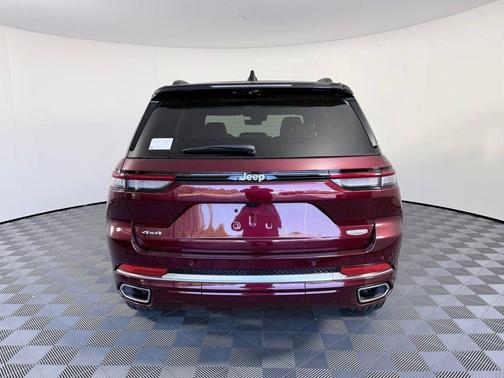 2025 Jeep Grand Cherokee Summit