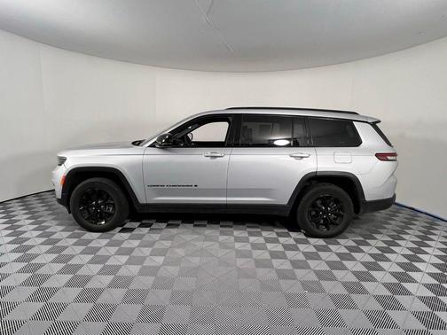 2024 Jeep Grand Cherokee L Laredo