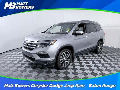 Lunar Silver Metallic 2018 Honda Pilot Touring