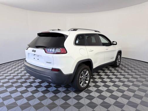 Bright White Clearcoat 2019 Jeep Cherokee Latitude Plus