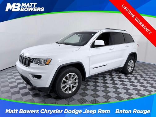 Bright White Clearcoat 2021 Jeep Grand Cherokee Laredo E