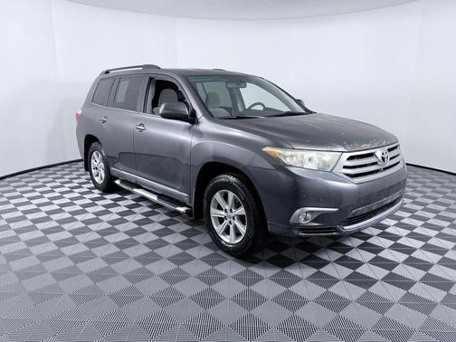 2012 Toyota Highlander SE