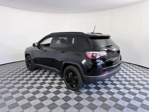 Diamond Black 2019 Jeep Compass Altitude