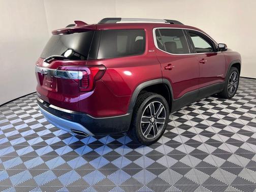 2020 GMC Acadia SLT