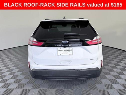 Oxford White 2022 Ford Edge SE