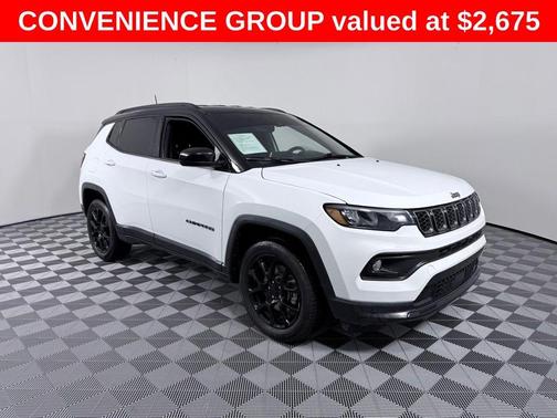 Bright White Clearcoat 2024 Jeep Compass Latitude