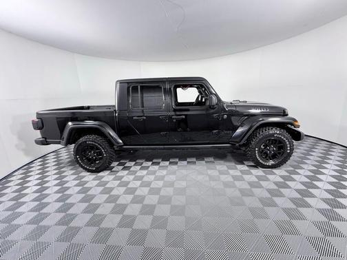 2024 Jeep Gladiator Sport