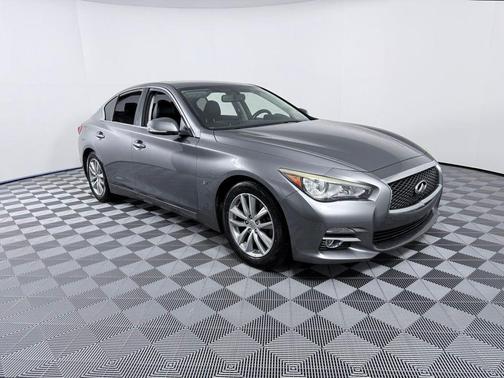 2015 INFINITI Q50 Premium