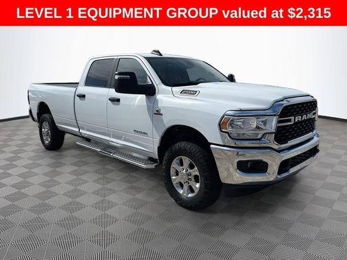 Bright White Clearcoat 2023 RAM 2500 Big Horn