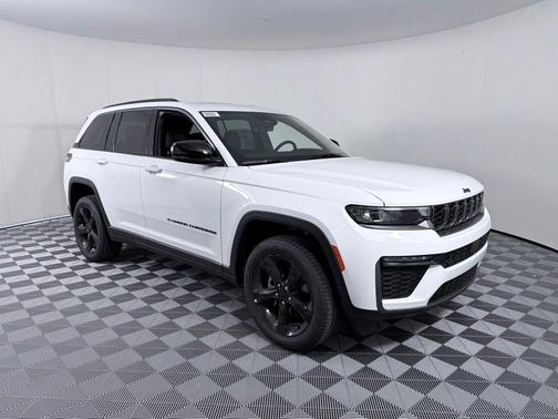 Bright White 2026 Jeep Grand Cherokee Limited 4x4