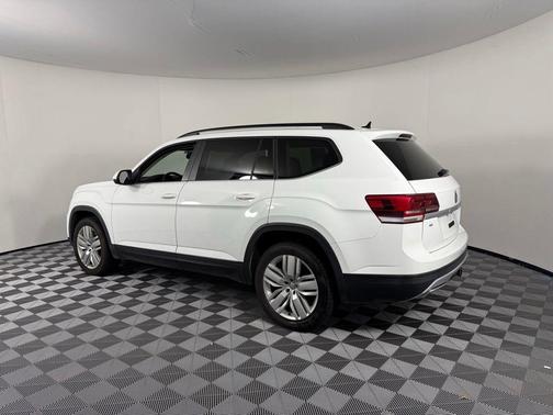 2020 Volkswagen Atlas 3.6L SE w/Technology