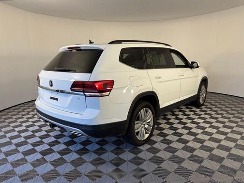 2020 Volkswagen Atlas 3.6L SE w/Technology