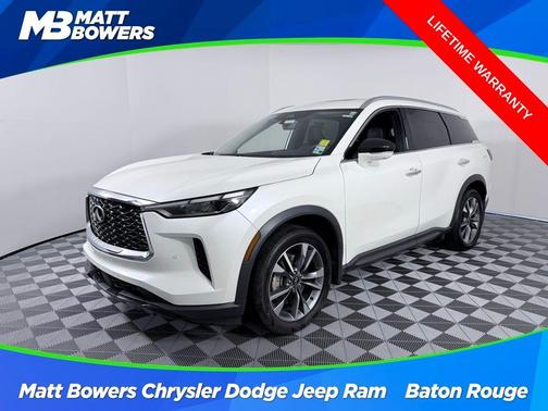 Majestic White 2023 INFINITI QX60 Luxe