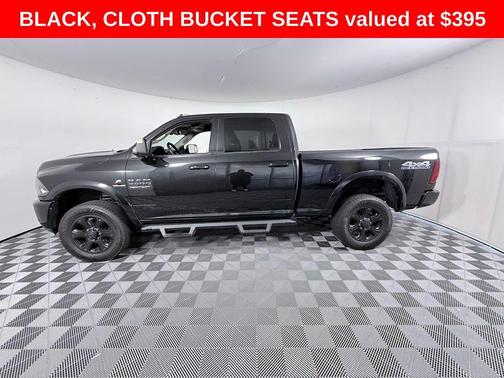 Brilliant Black Crystal Pearlcoat 2018 RAM 2500 Big Horn