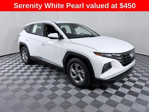2023 Hyundai TUCSON SE