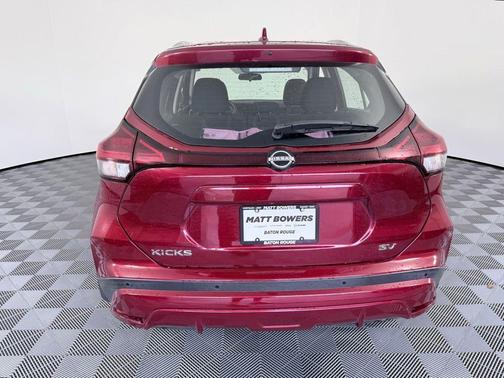 2022 Nissan Kicks SV