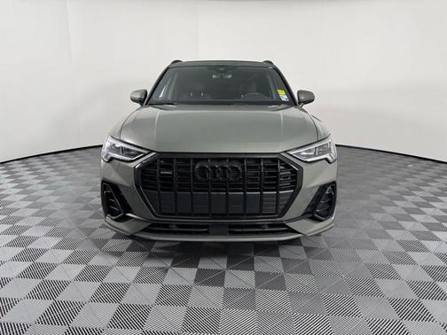 2024 Audi Q3 45 S line Premium