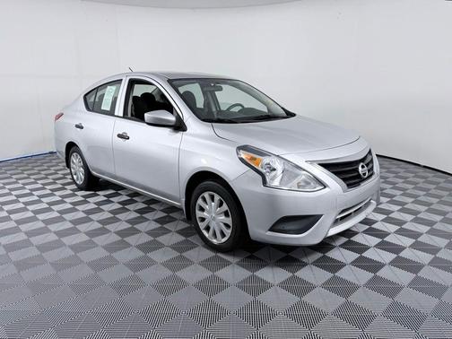 Brilliant Silver 2016 Nissan Versa 1.6 S