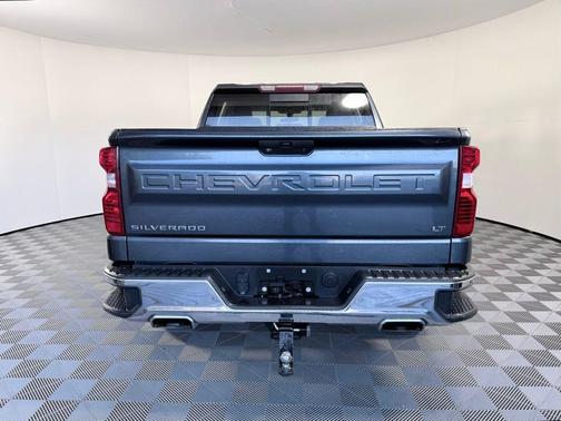 Shadow Gray Metallic 2021 Chevrolet Silverado 1500 LT